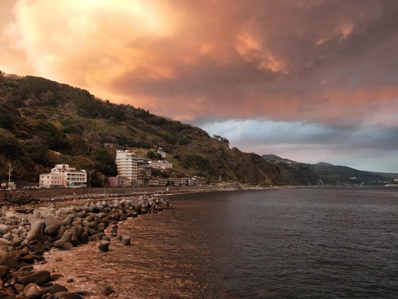Izu Hokkawa Seaside Guesthouse 伊豆北川の家 Higashiizu Dış mekan fotoğraf